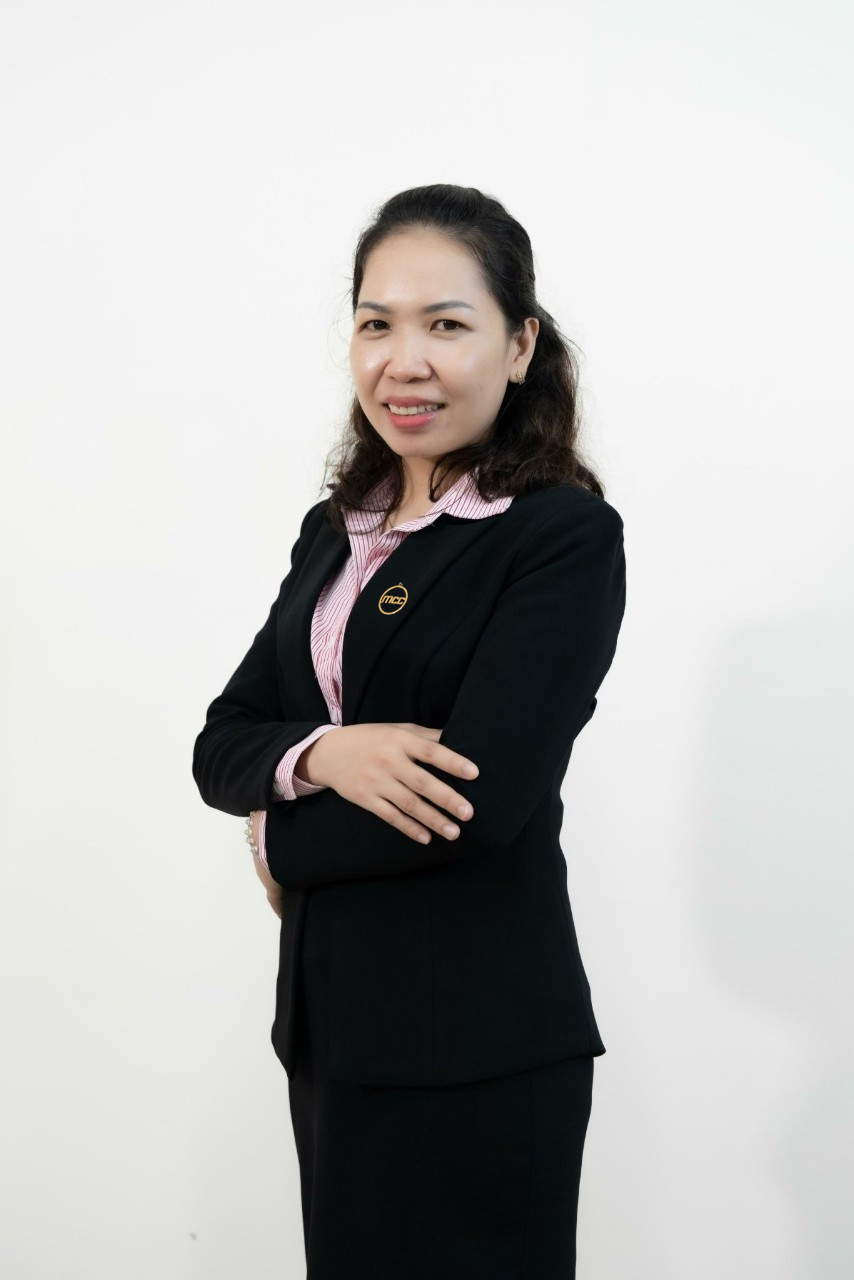 GIAM DOC CHI NHANH BIEN HOA BA VU THI YEN CHI