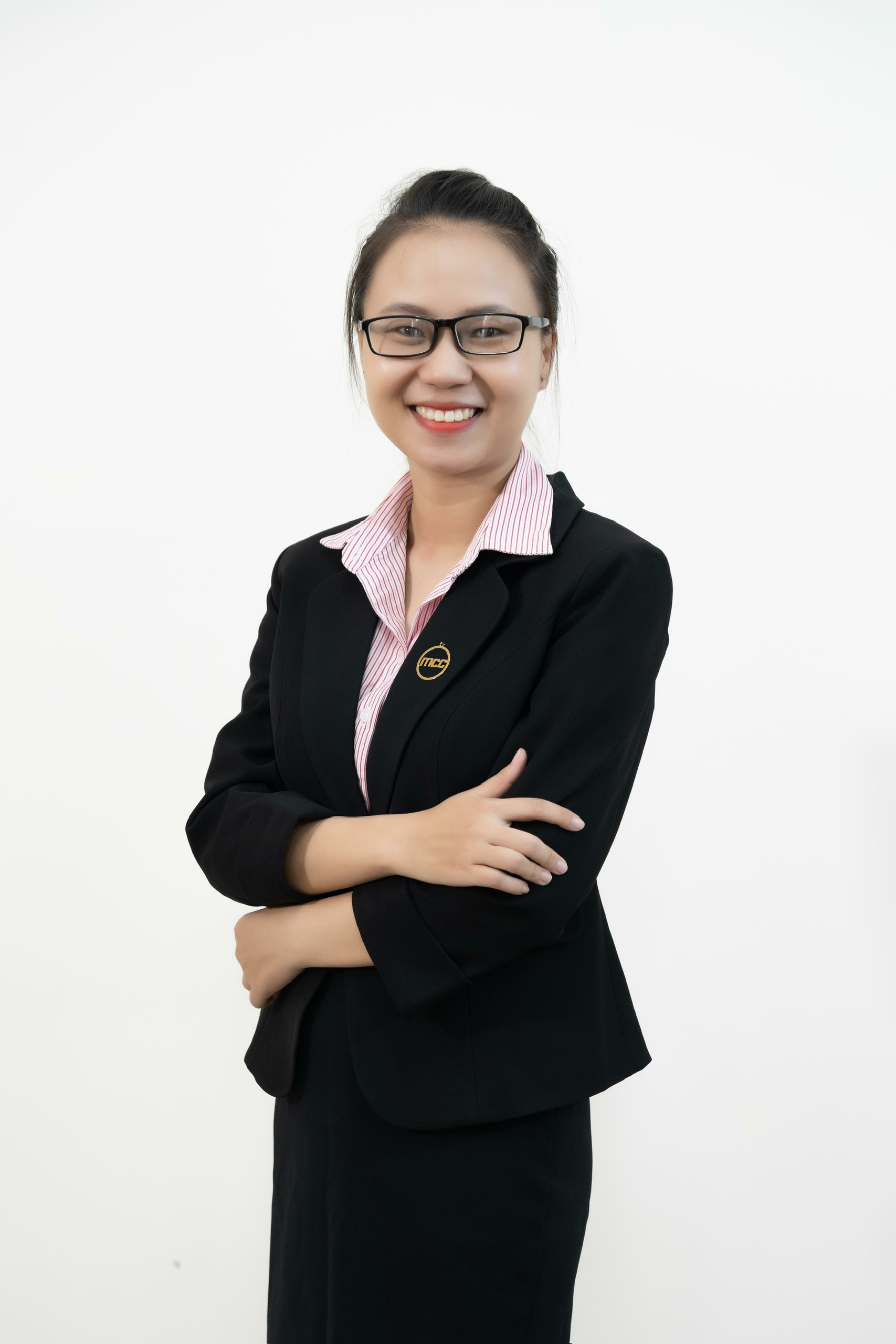 TRUONG PHONG TU VAN BA TRAN THI TUYET TRINH